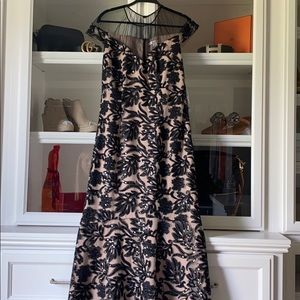 NWOT Kay zinger Gown